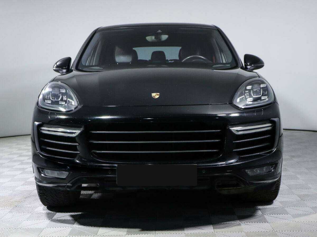 Porsche Cayenne 2015 года с пробегом. Фото: #1