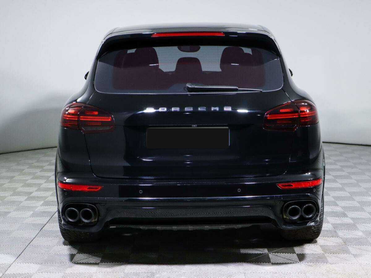 Porsche Cayenne 2015 года с пробегом. Фото: #4
