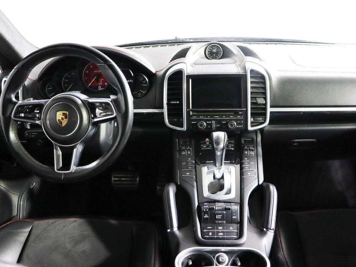 Porsche Cayenne 2015 года с пробегом. Фото: #9