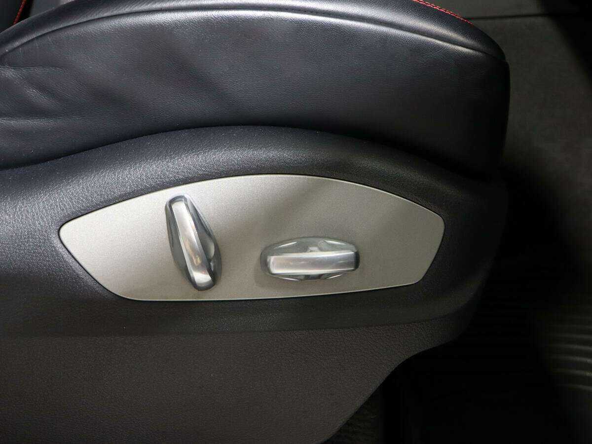 Porsche Cayenne 2015 года с пробегом. Фото: #15