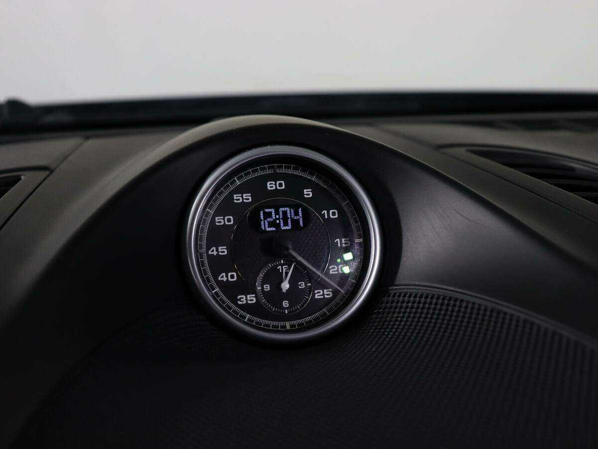 Porsche Cayenne 2015 года с пробегом. Фото: #25