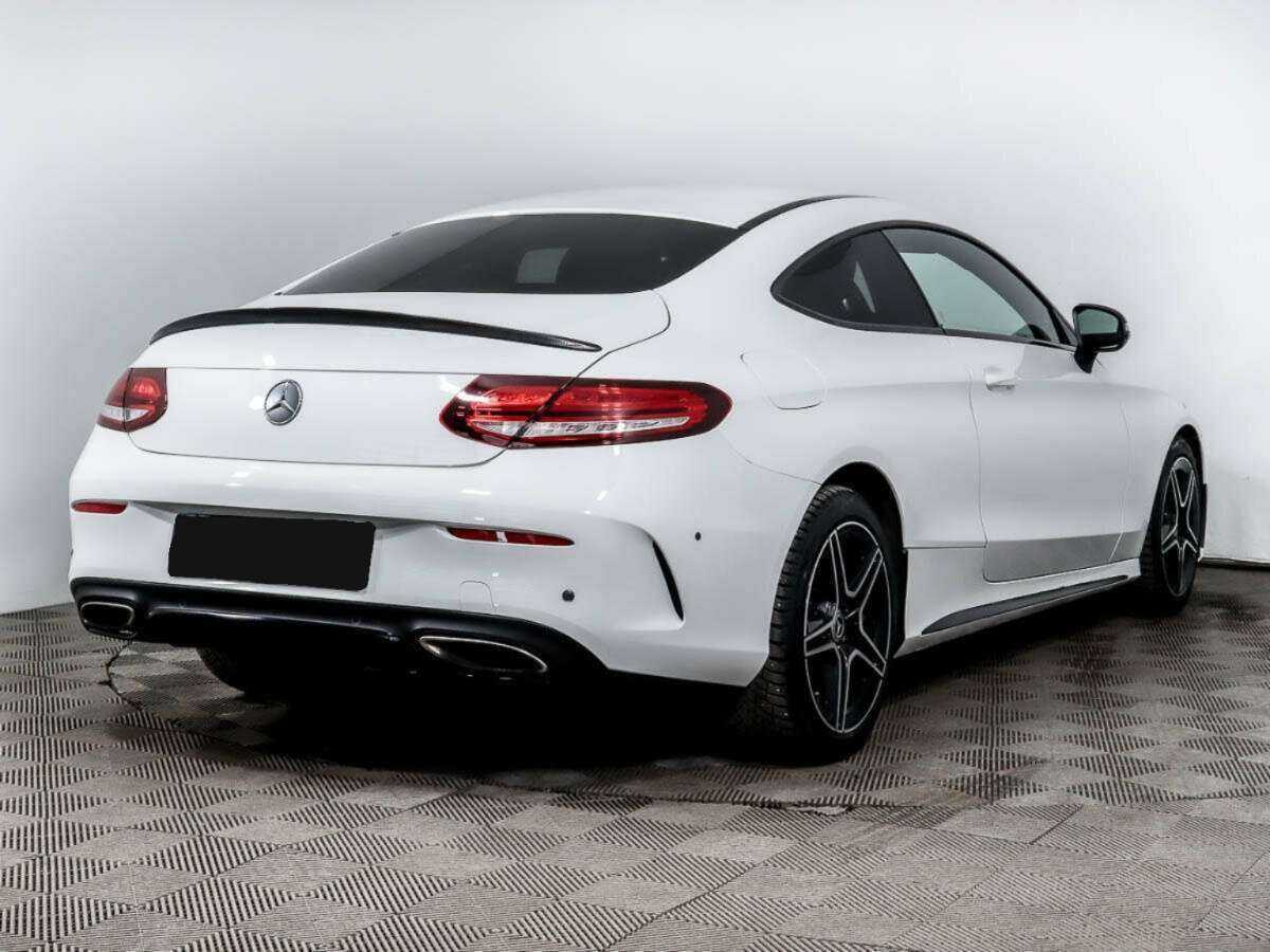 Mercedes-Benz C-Класс 2019 года с пробегом. Фото: #3