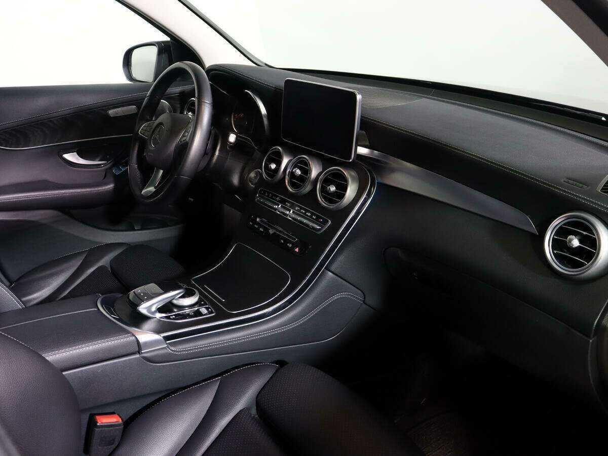 Mercedes-Benz GLC 2019 года с пробегом. Фото: #8