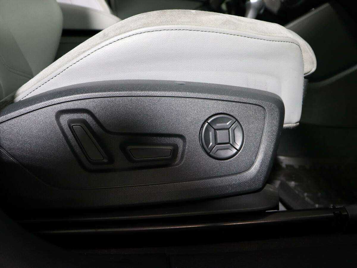 Audi Q3 2021 года с пробегом. Фото: #14