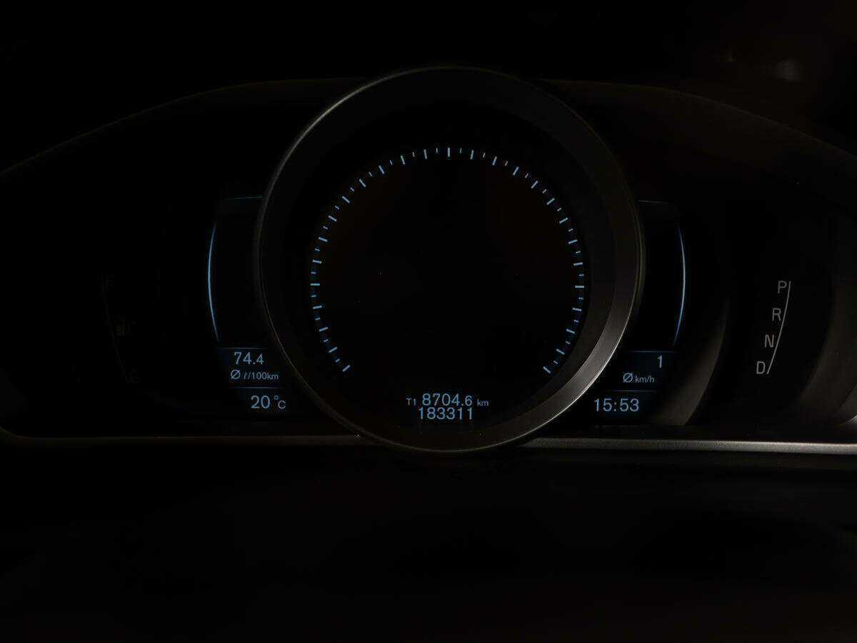 Volvo V40 Cross Country 2013 года с пробегом. Фото: #7