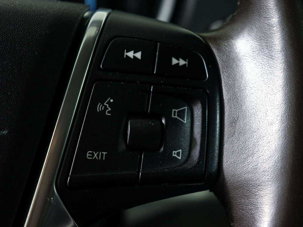 Volvo V40 Cross Country 2013 года с пробегом. Фото: #16