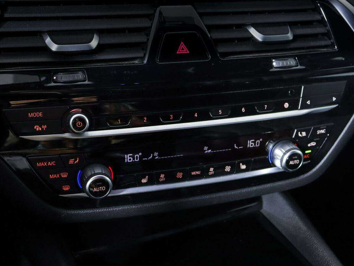 BMW 5 серии 2018 года с пробегом. Фото: #16