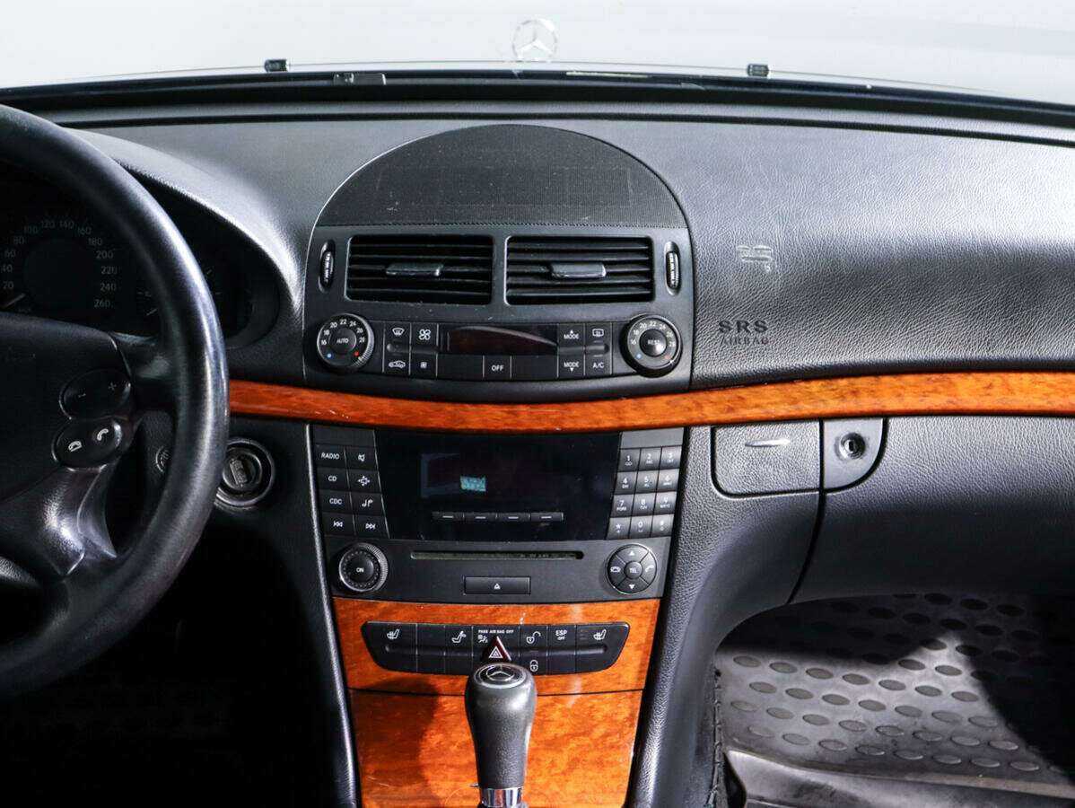 Mercedes-Benz E-Класс 2006 года с пробегом. Фото: #10