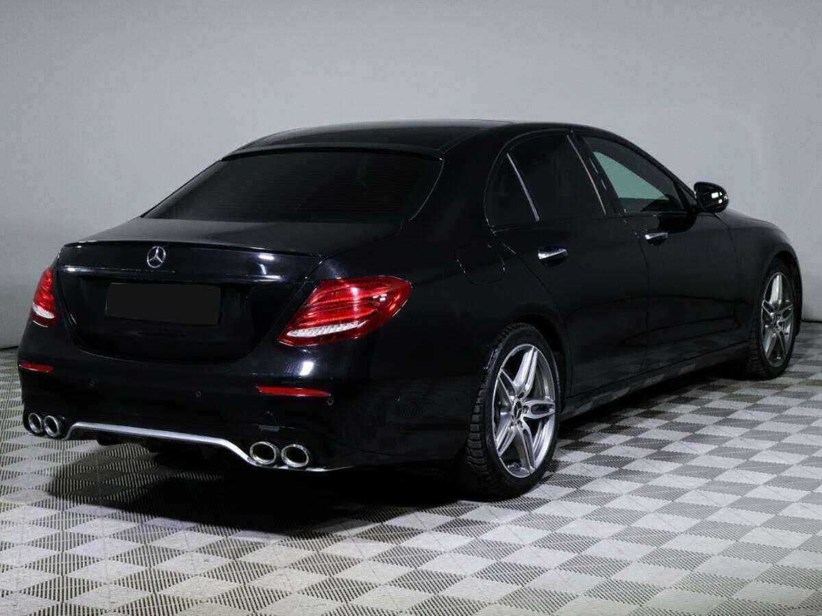 Mercedes-Benz E-Класс 2019 года с пробегом. Фото: #3