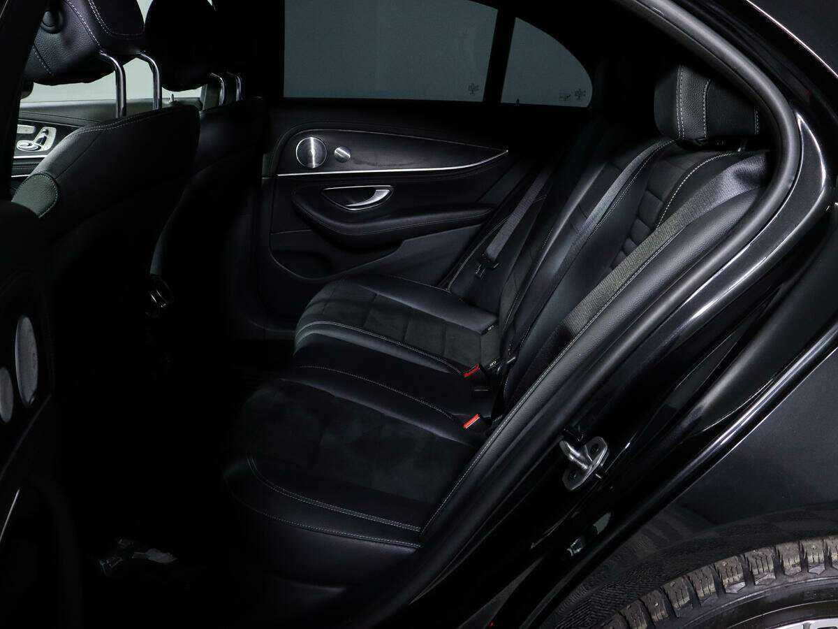 Mercedes-Benz E-Класс 2019 года с пробегом. Фото: #7