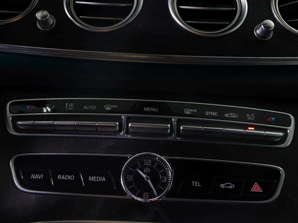 Mercedes-Benz E-Класс 2019 года с пробегом. Фото: #13