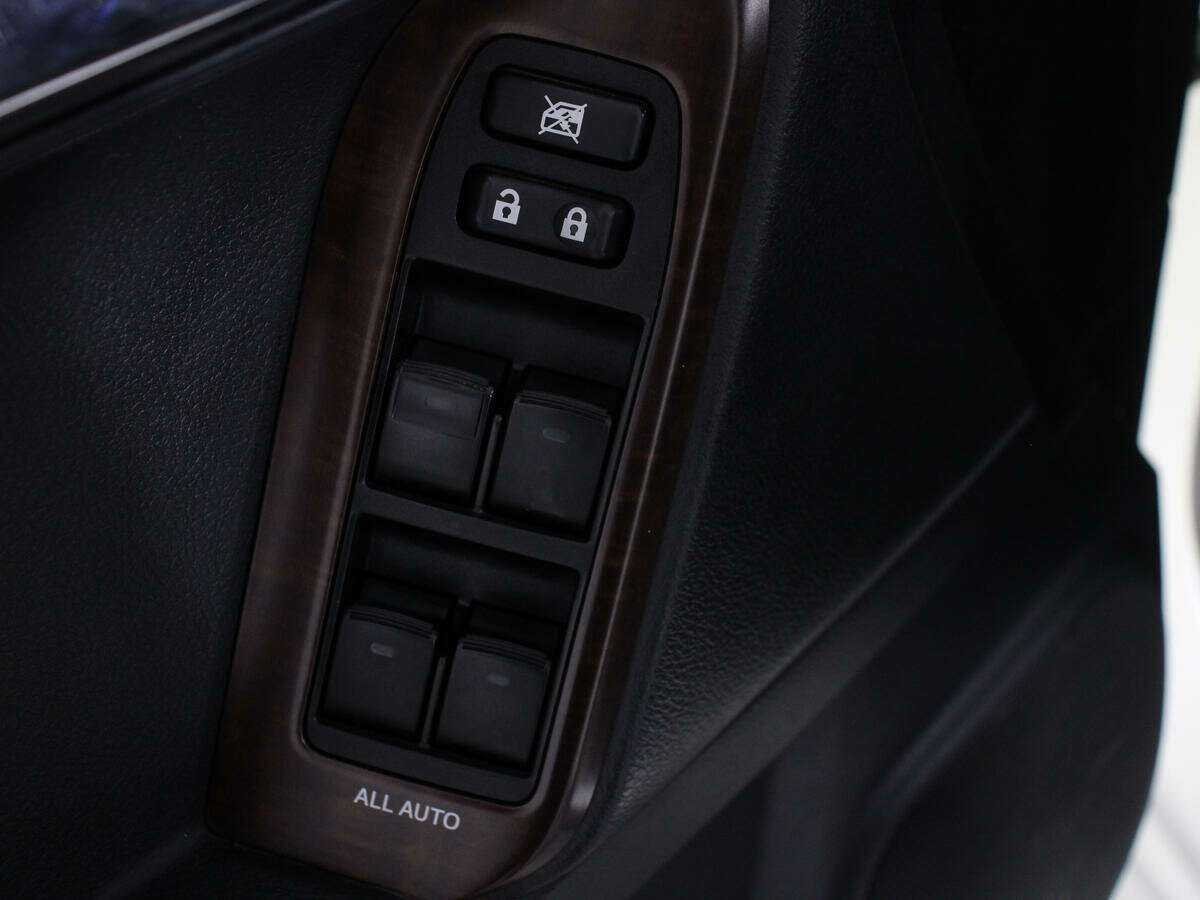 Toyota Land Cruiser Prado 2017 года с пробегом. Фото: #14