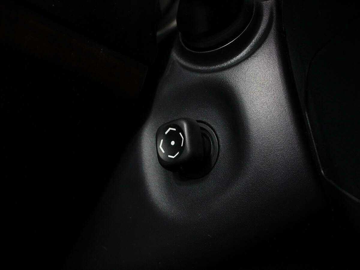 Toyota Land Cruiser Prado 2017 года с пробегом. Фото: #17