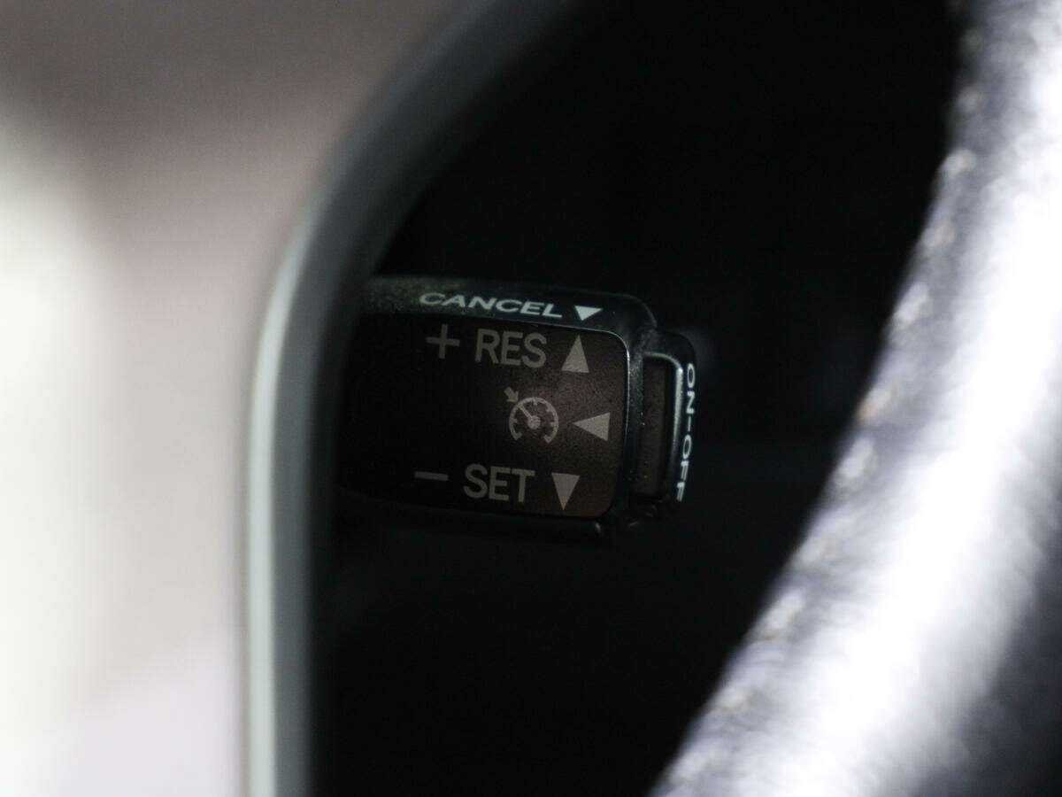 Toyota Land Cruiser Prado 2017 года с пробегом. Фото: #18