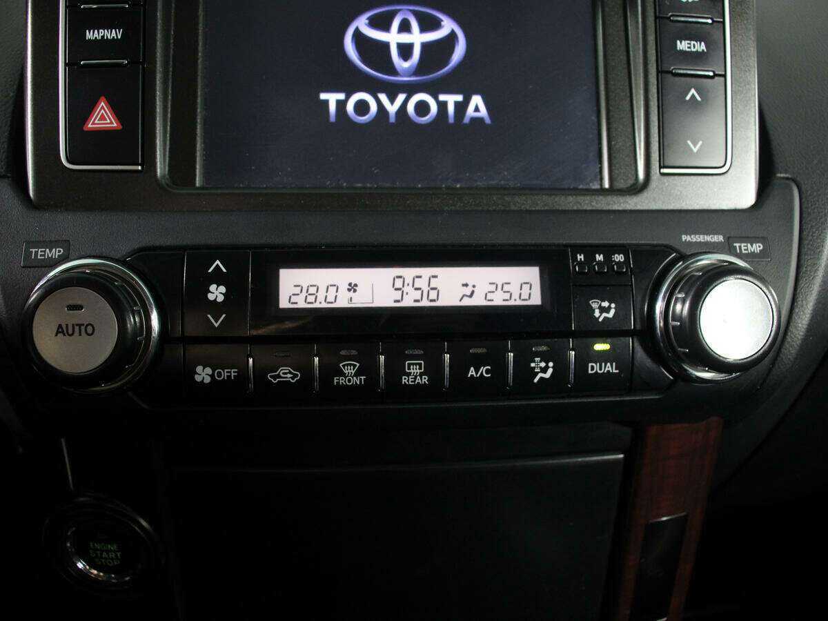 Toyota Land Cruiser Prado 2017 года с пробегом. Фото: #19