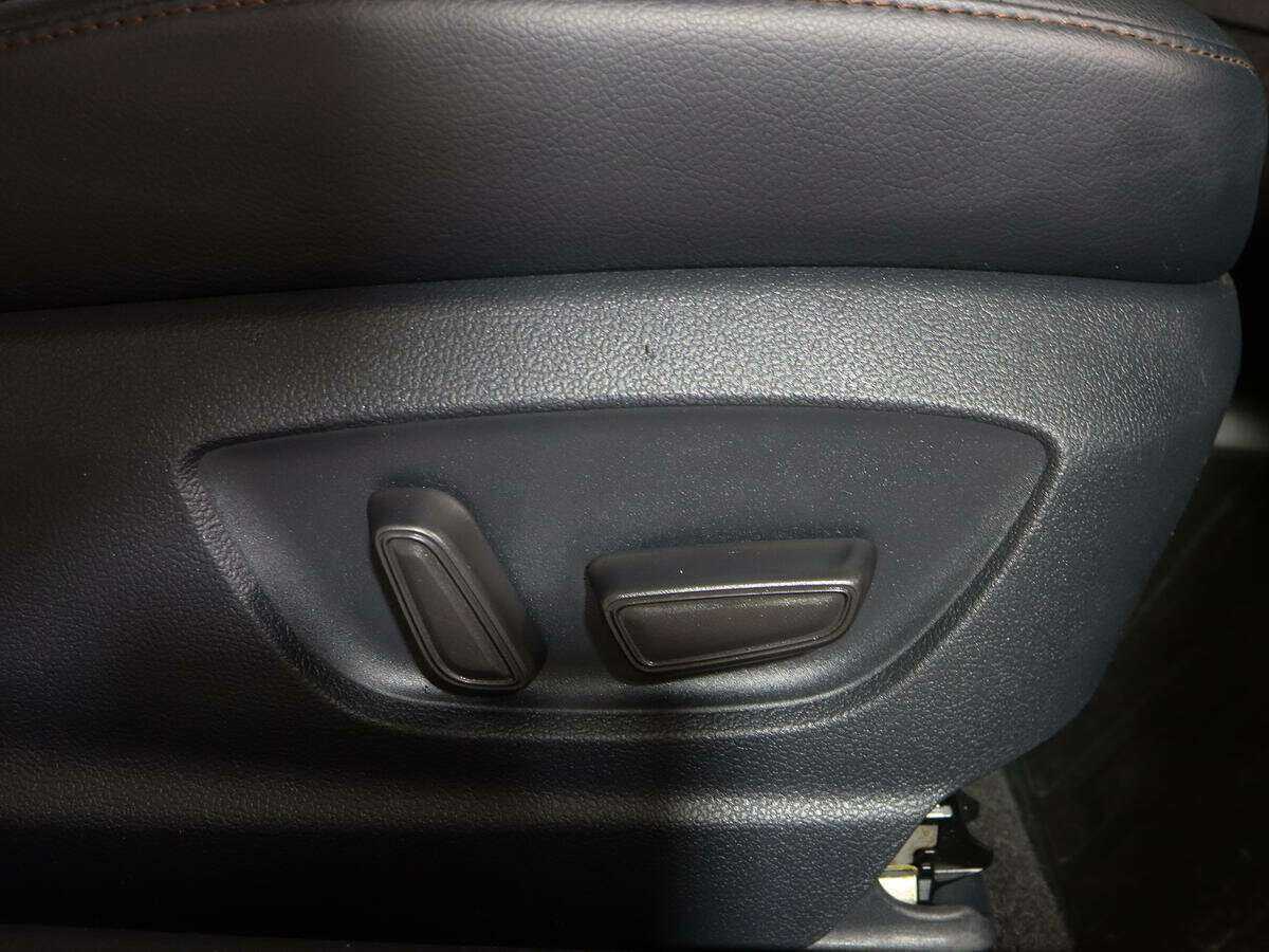 Toyota Camry 2020 года с пробегом. Фото: #10