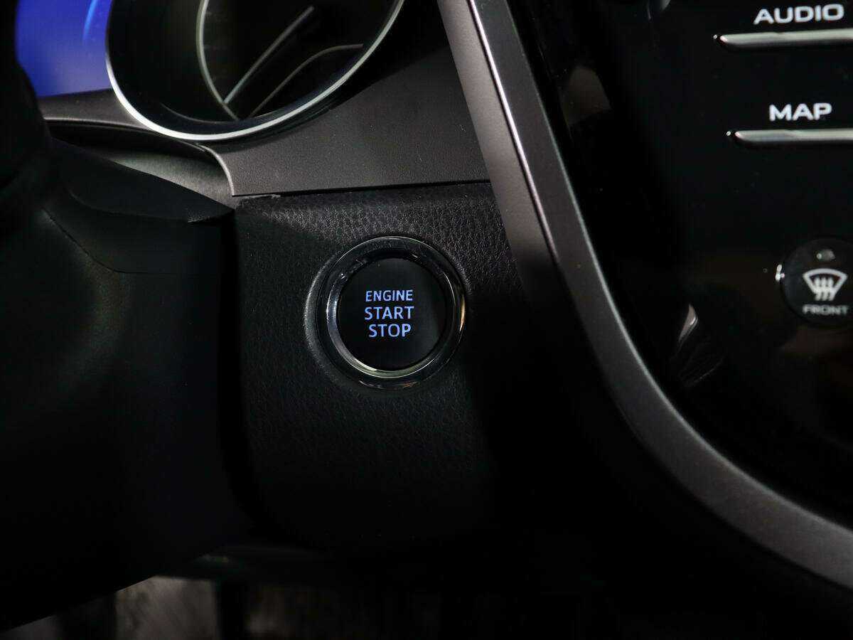 Toyota Camry 2020 года с пробегом. Фото: #19