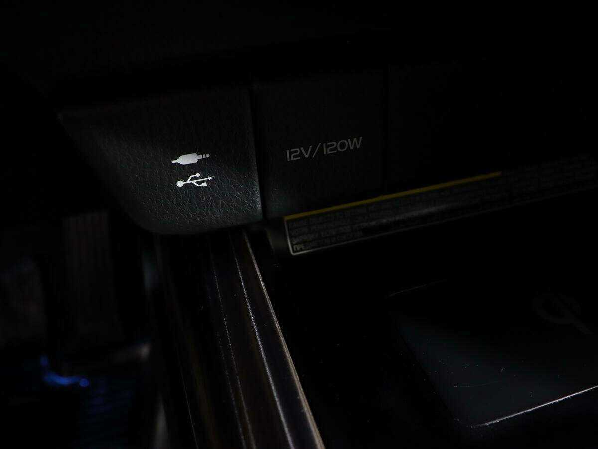 Toyota Camry 2020 года с пробегом. Фото: #20