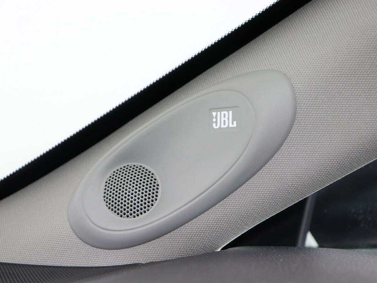 Toyota Camry 2020 года с пробегом. Фото: #21