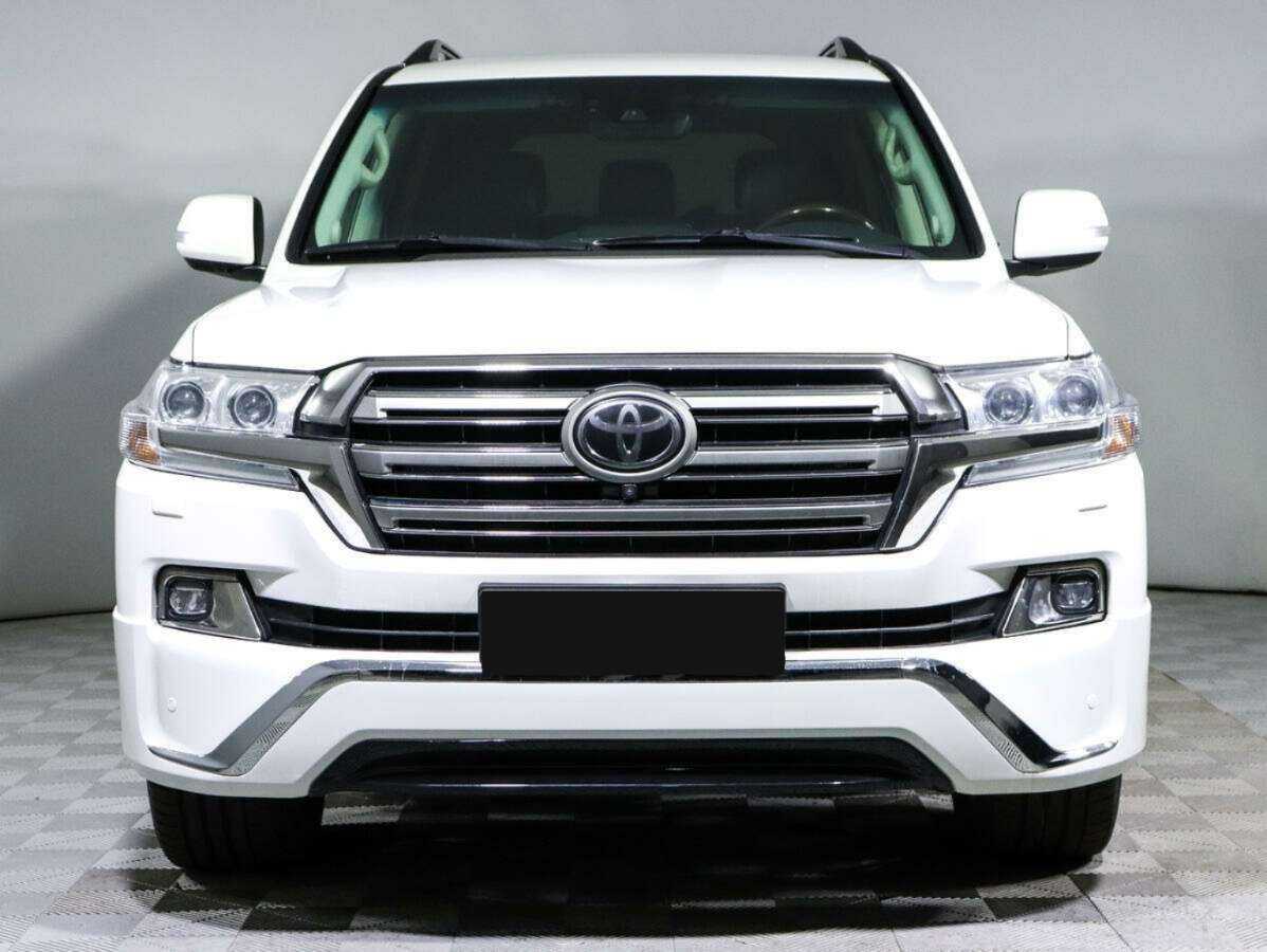 Toyota Land Cruiser 2016 года с пробегом. Фото: #1