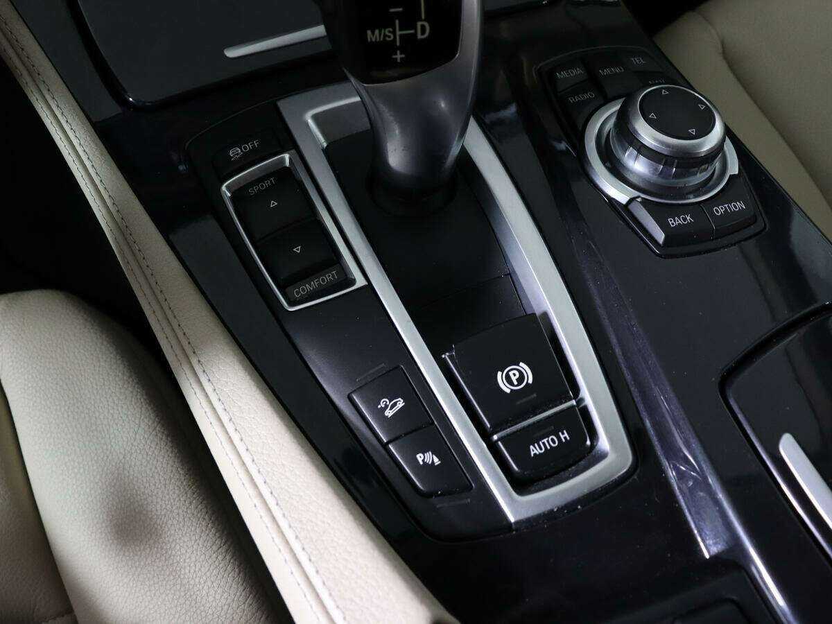 BMW 5 серии 2012 года с пробегом. Фото: #17