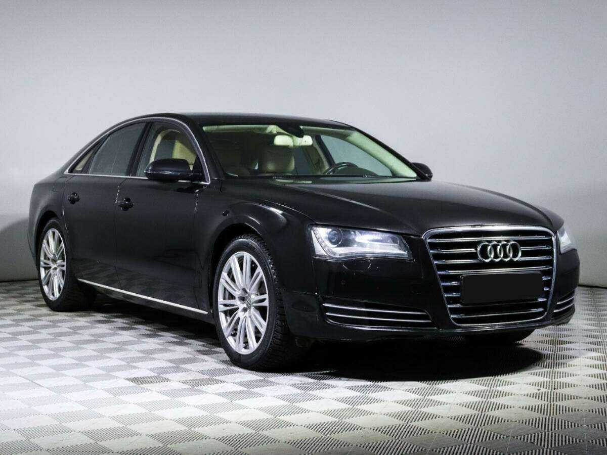 Audi A8 2010 года с пробегом. Фото: #2
