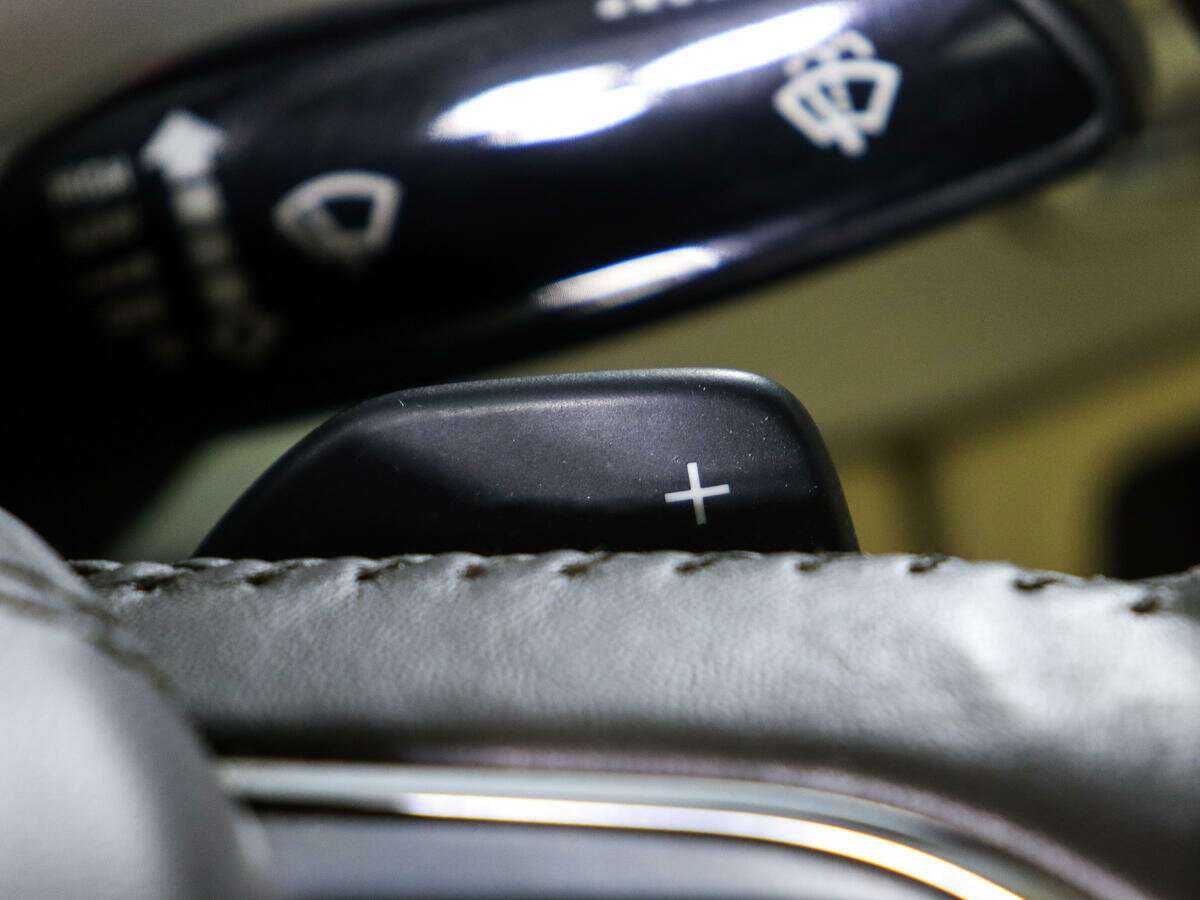 Audi A8 2010 года с пробегом. Фото: #16