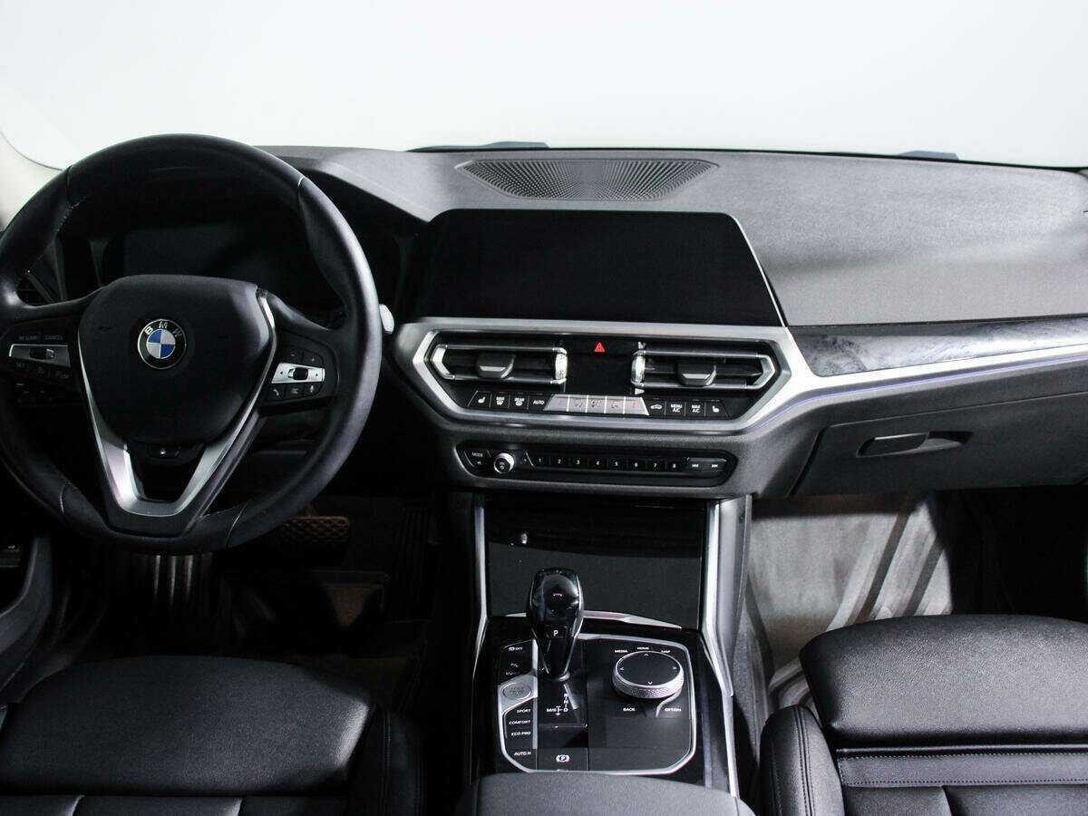 BMW 3 серии 2021 года с пробегом. Фото: #7