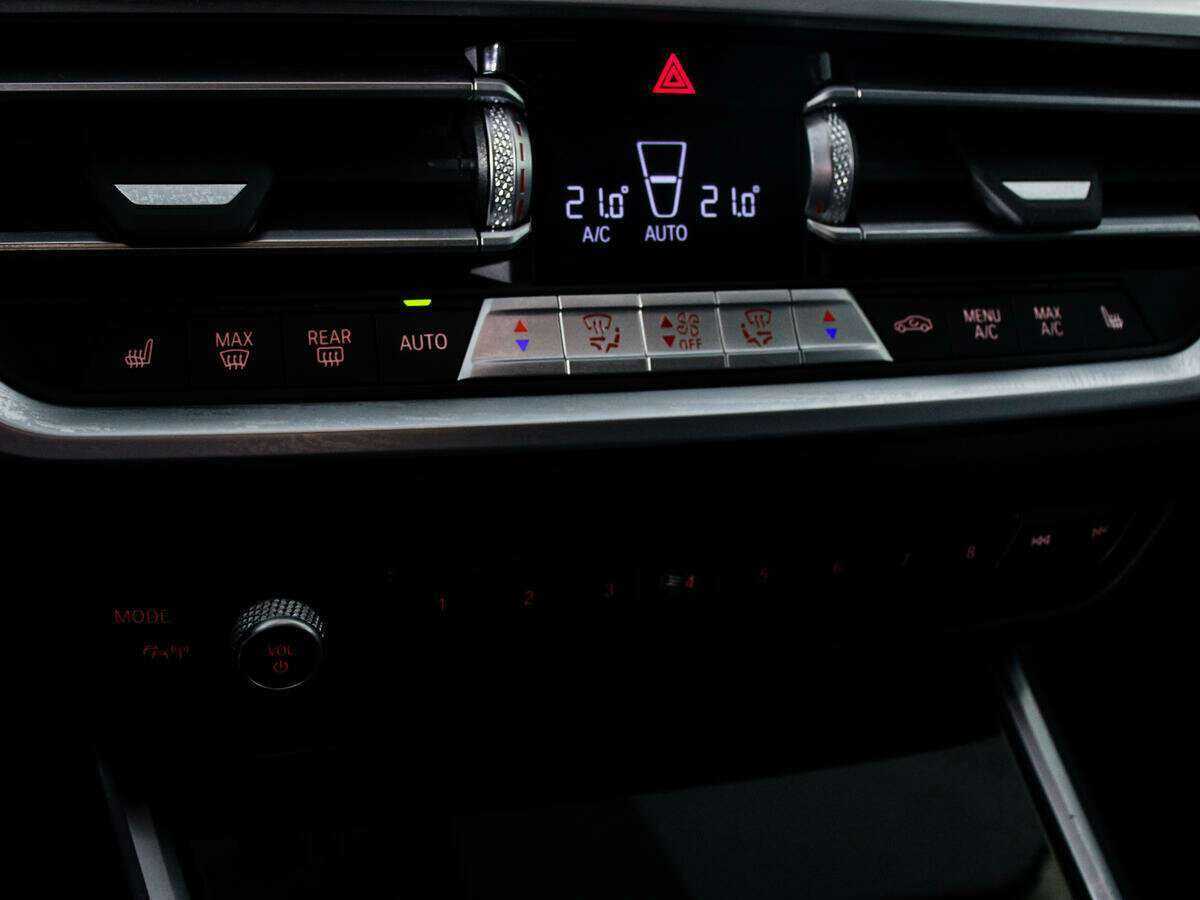 BMW 3 серии 2021 года с пробегом. Фото: #12