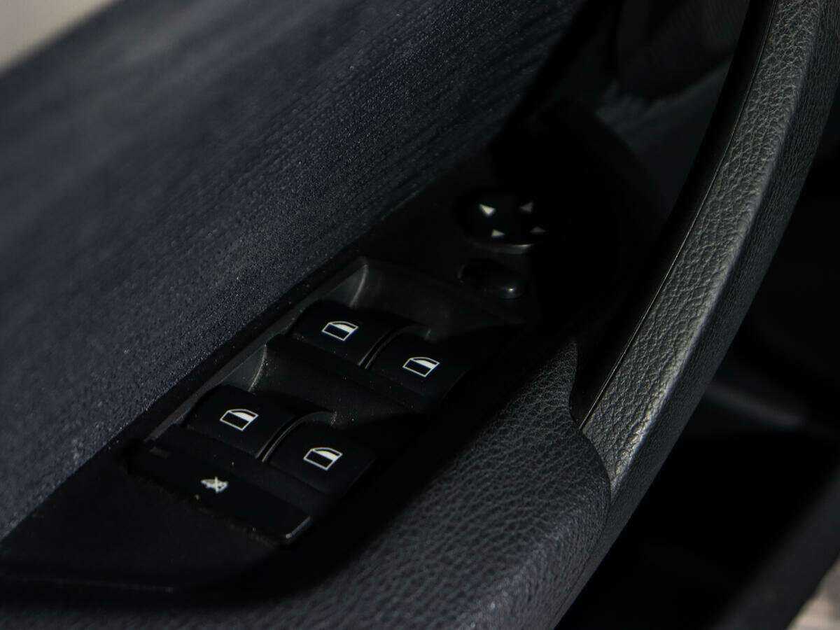 BMW X1 2012 года с пробегом. Фото: #12