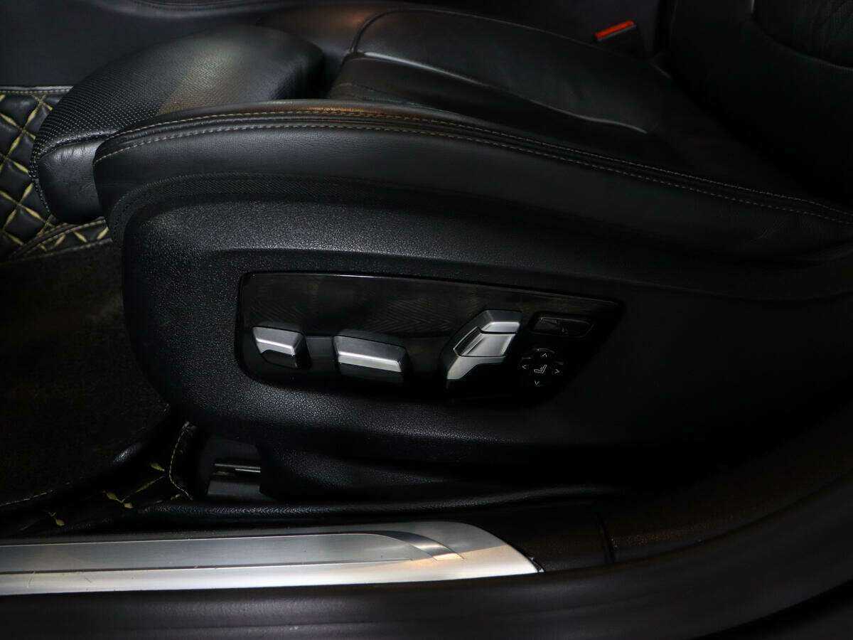 BMW 7 серии 2018 года с пробегом. Фото: #15