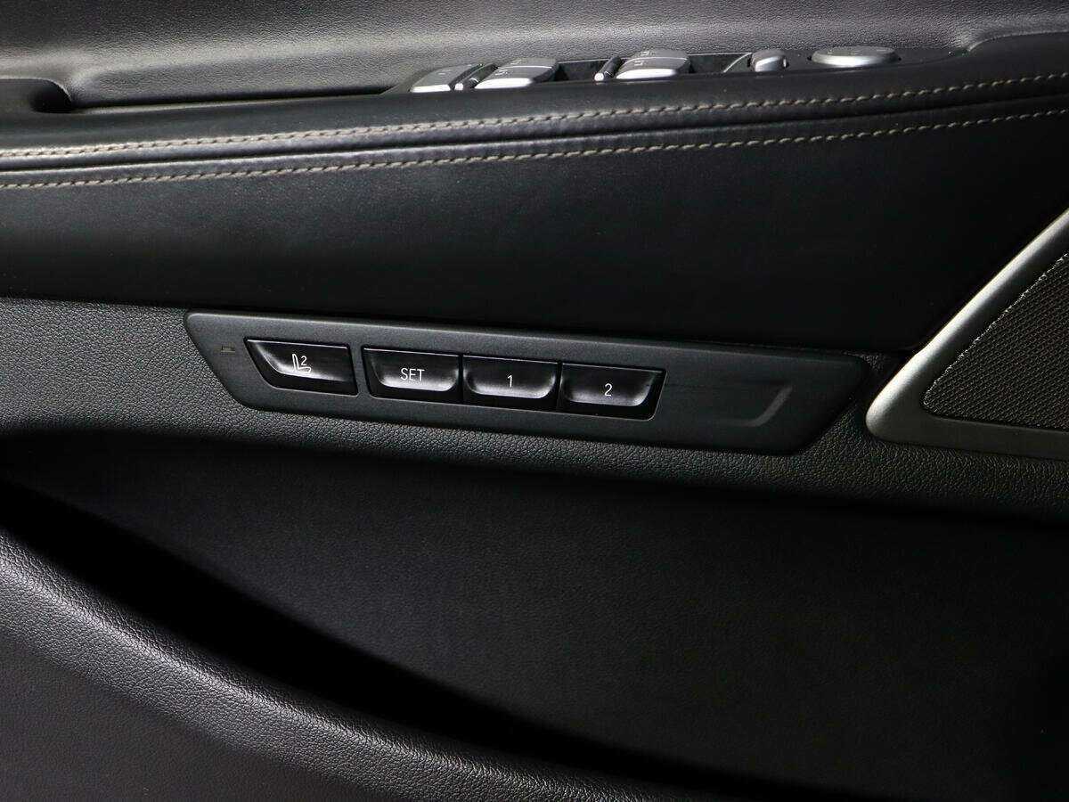 BMW 7 серии 2018 года с пробегом. Фото: #17