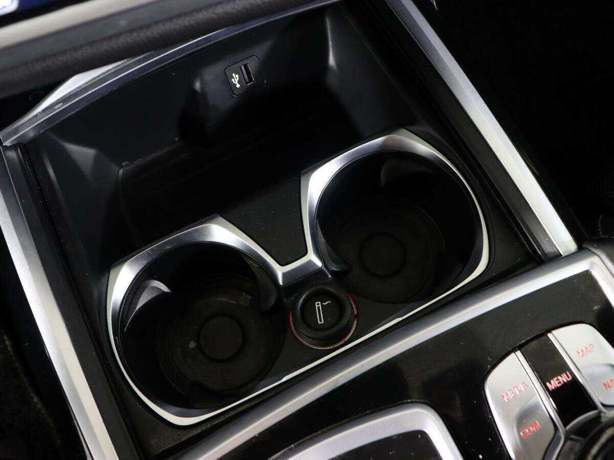 BMW 7 серии 2018 года с пробегом. Фото: #28