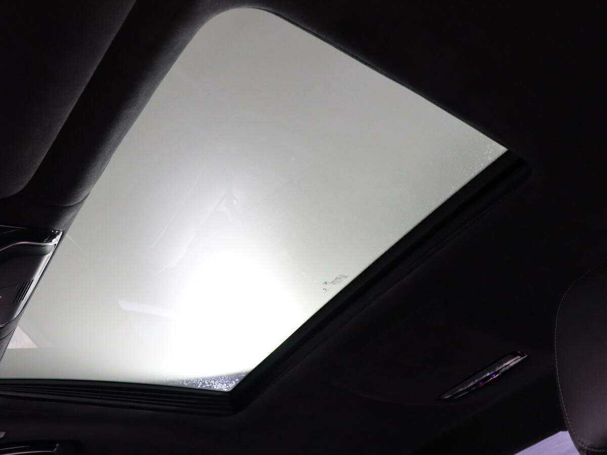 BMW 7 серии 2018 года с пробегом. Фото: #29