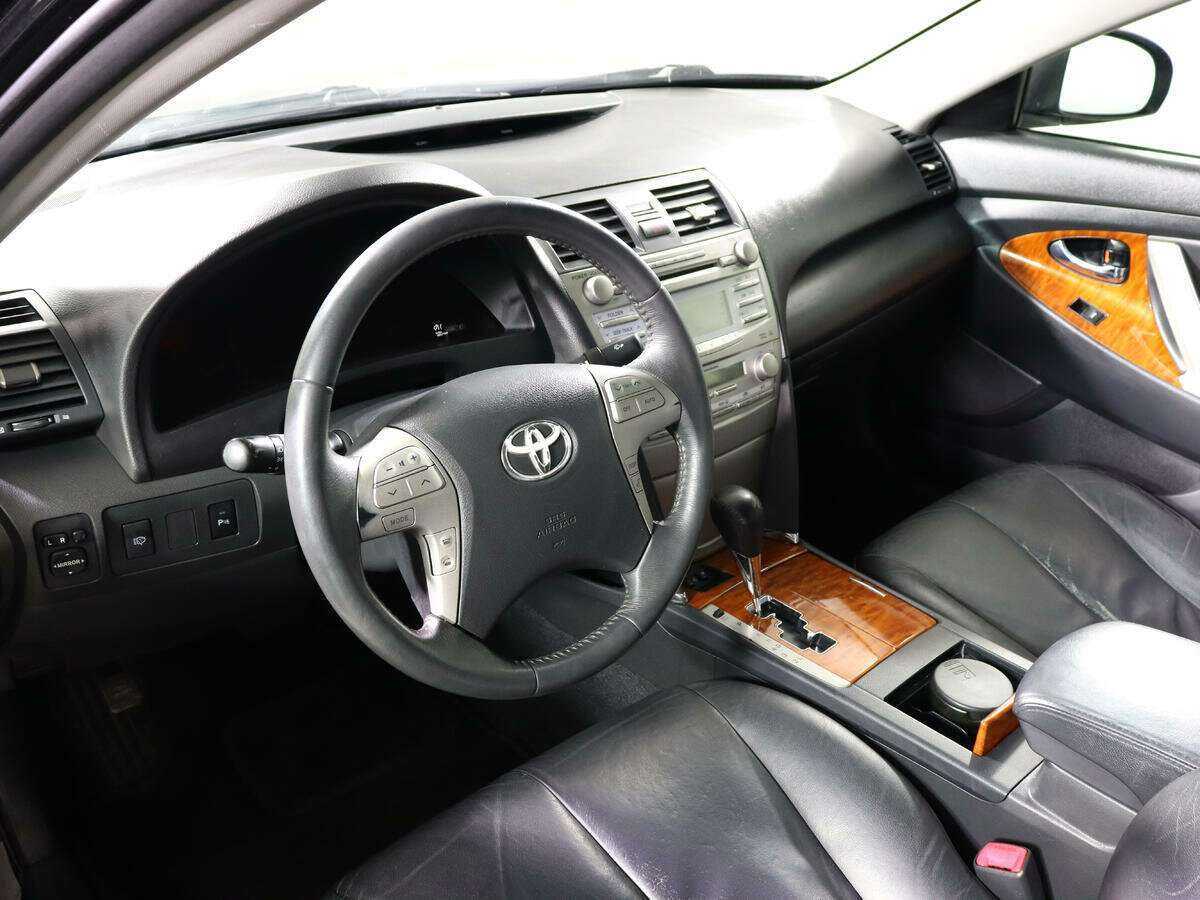 Toyota Camry 2011 года с пробегом. Фото: #13