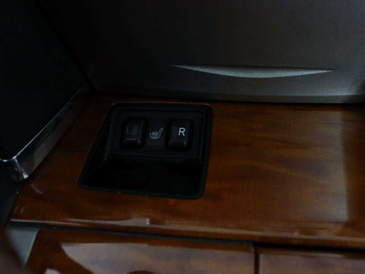 Toyota Camry 2011 года с пробегом. Фото: #19