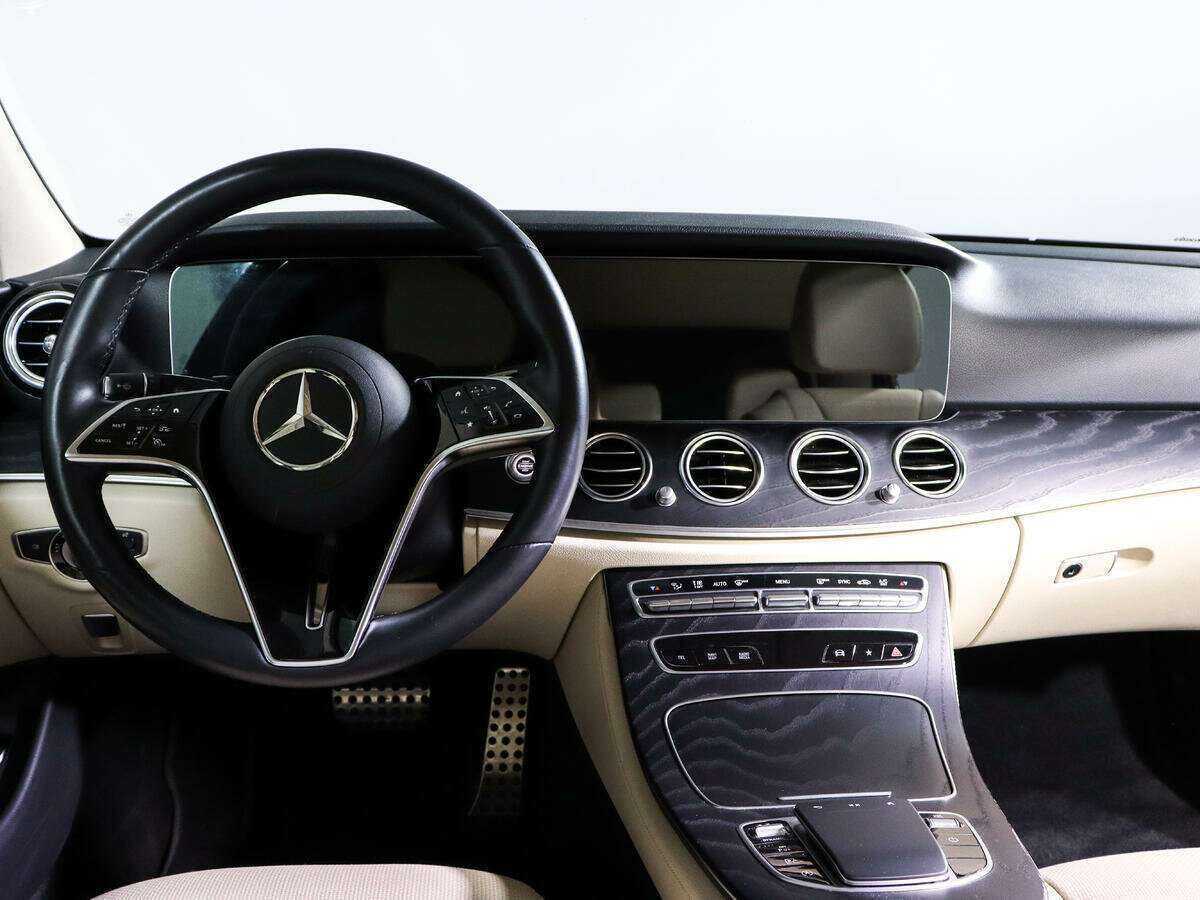 Mercedes-Benz E-Класс 2021 года с пробегом. Фото: #10
