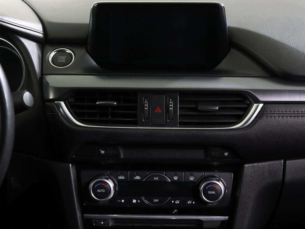 Б/У Мазда 6 2018 года. Фото: #11