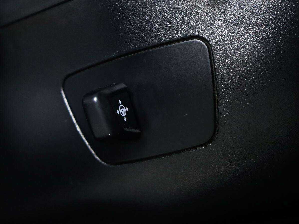 BMW 7 серии 2013 года с пробегом. Фото: #19