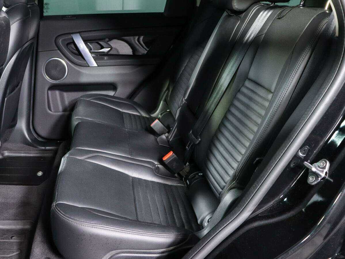 Land Rover Discovery Sport 2020 года с пробегом. Фото: #7