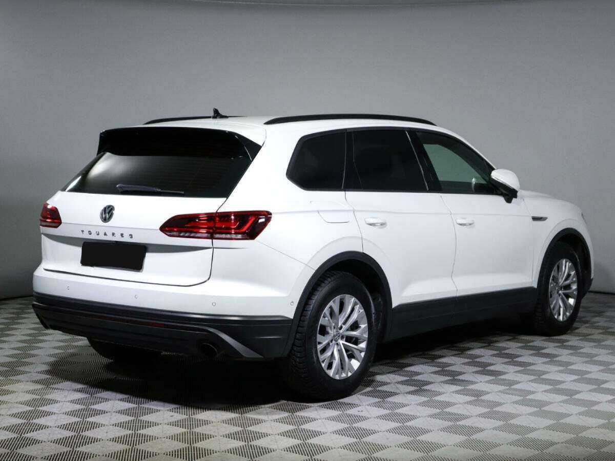 Volkswagen Touareg 2019 года с пробегом. Фото: #3
