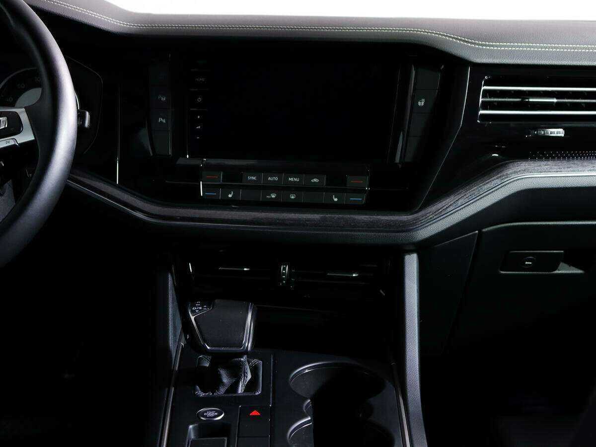 Volkswagen Touareg 2019 года с пробегом. Фото: #10