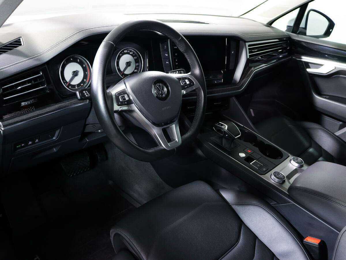 Volkswagen Touareg 2019 года с пробегом. Фото: #11