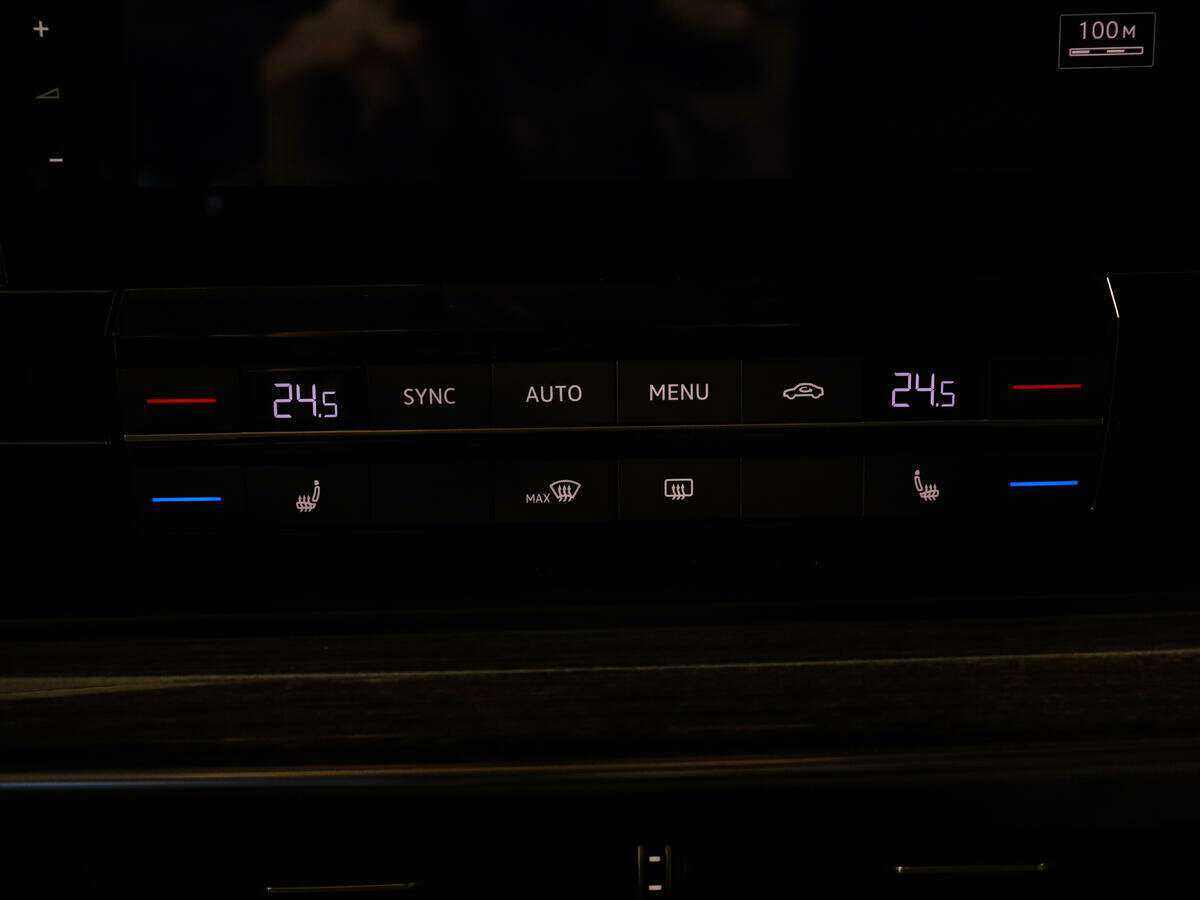 Volkswagen Touareg 2019 года с пробегом. Фото: #17