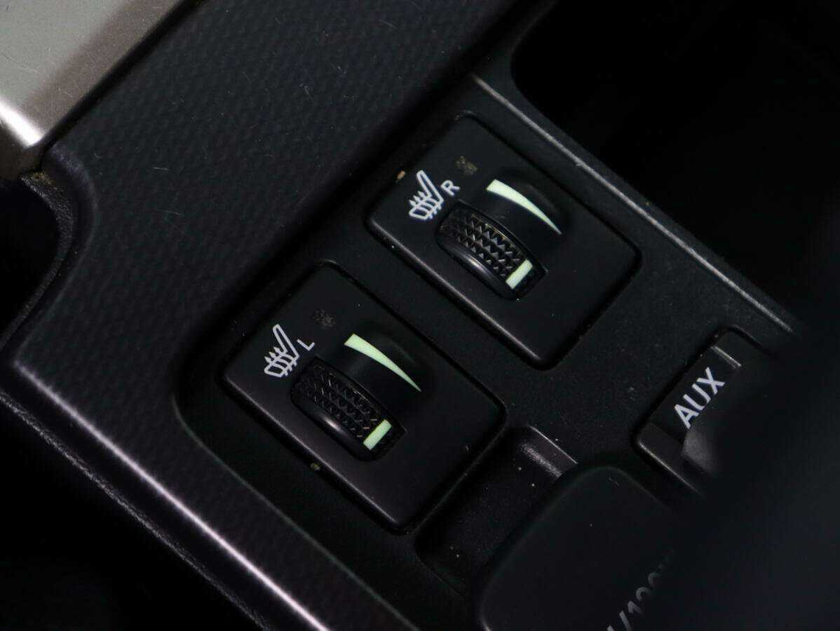 Toyota Land Cruiser Prado 2011 года с пробегом. Фото: #16