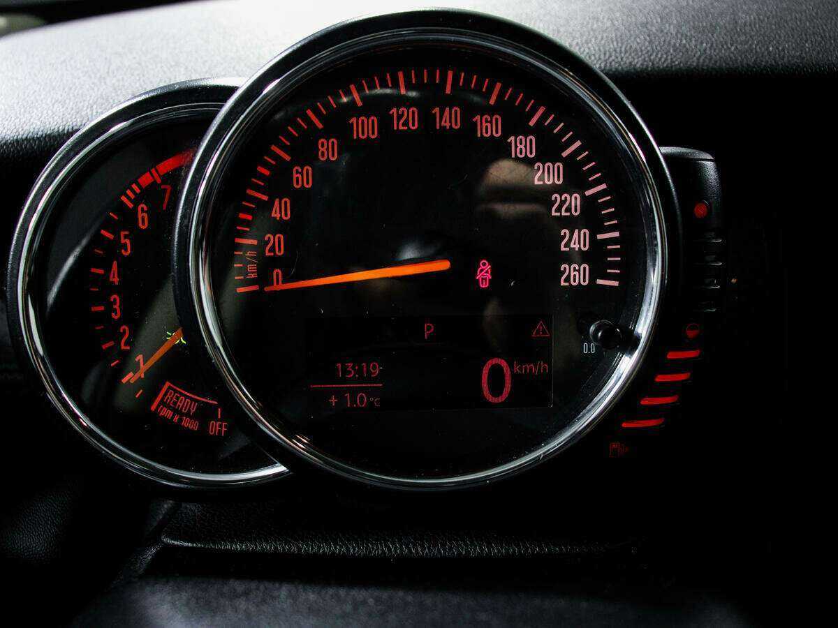 Mini Hatch 2014 года с пробегом. Фото: #6