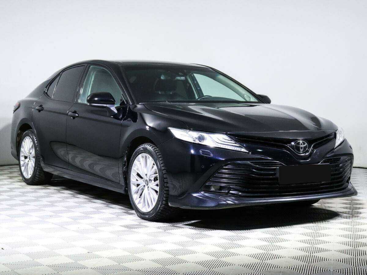 Toyota Camry 2020 года с пробегом. Фото: #2