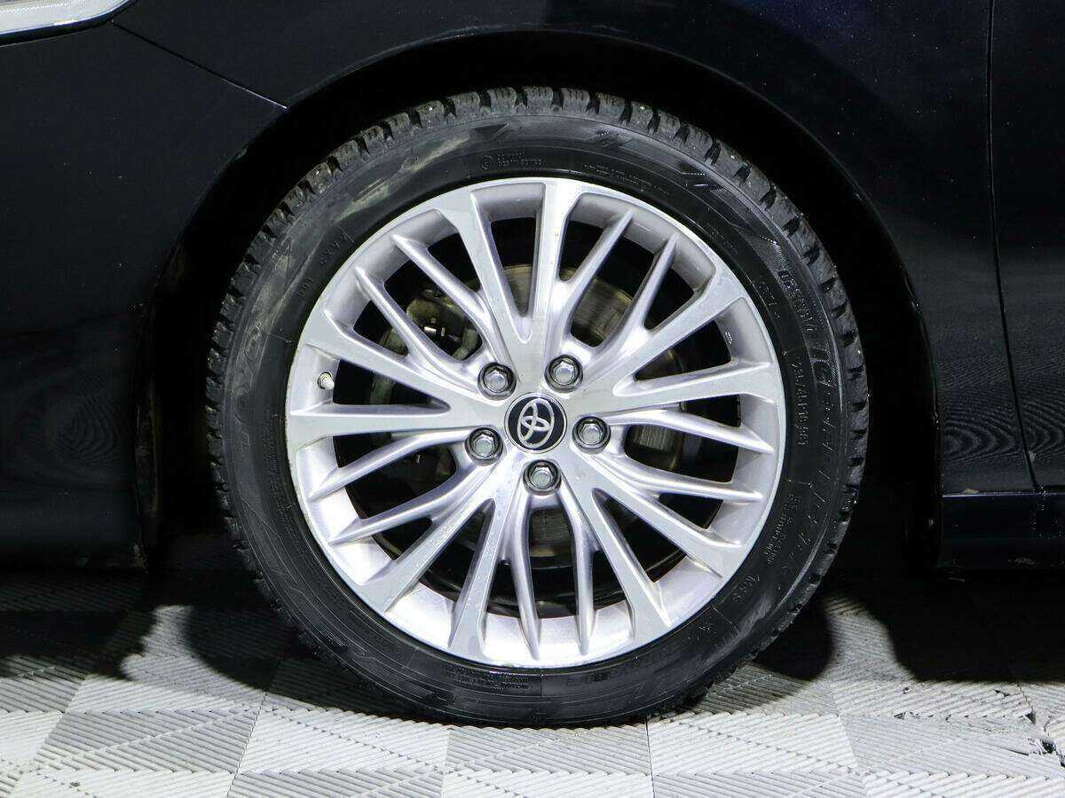 Toyota Camry 2020 года с пробегом. Фото: #12