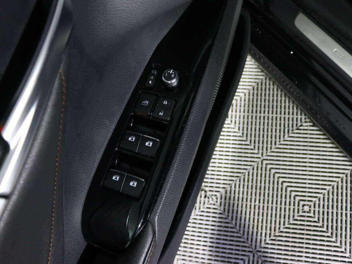 Toyota Camry 2020 года с пробегом. Фото: #17