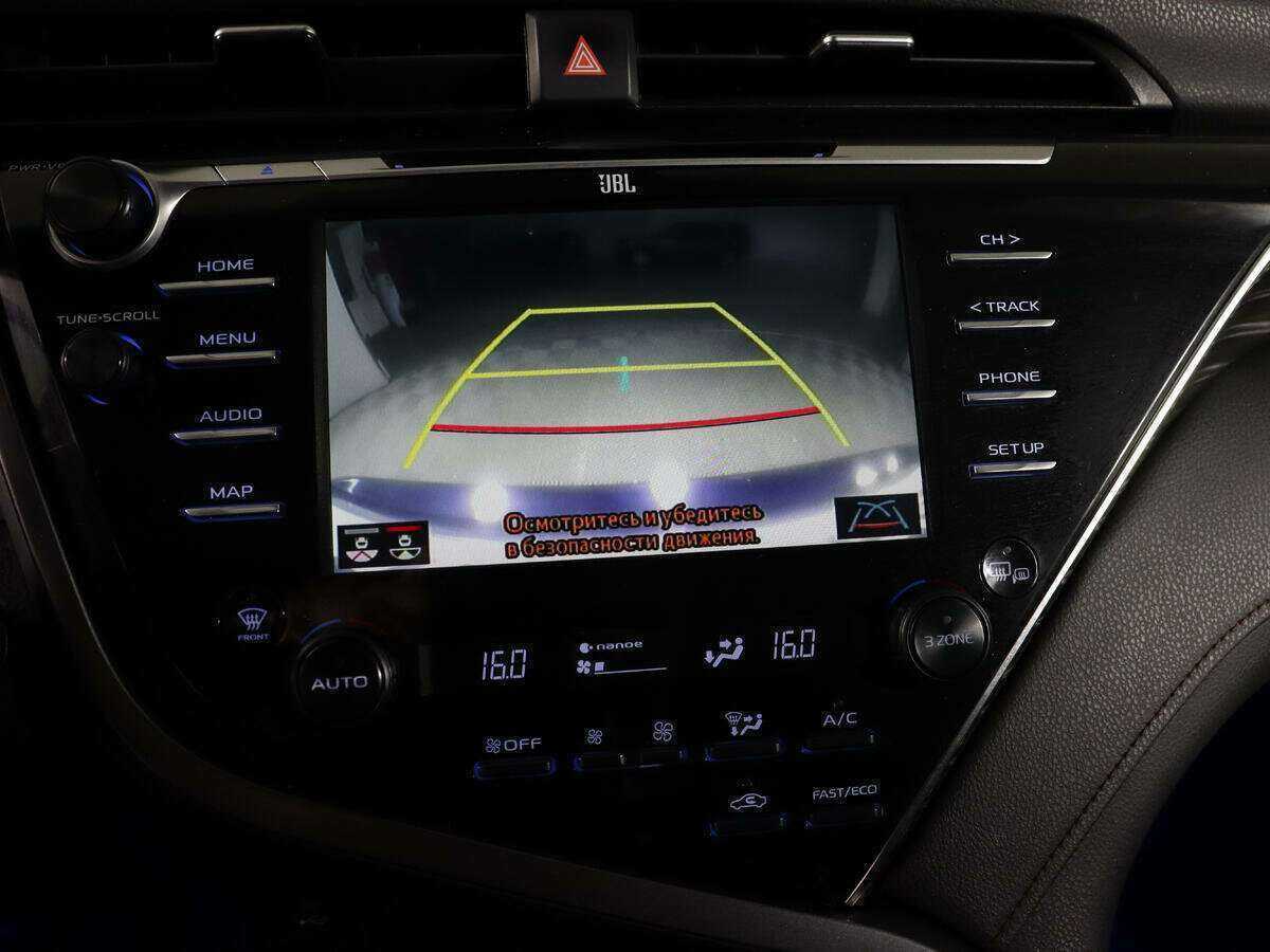 Toyota Camry 2020 года с пробегом. Фото: #25